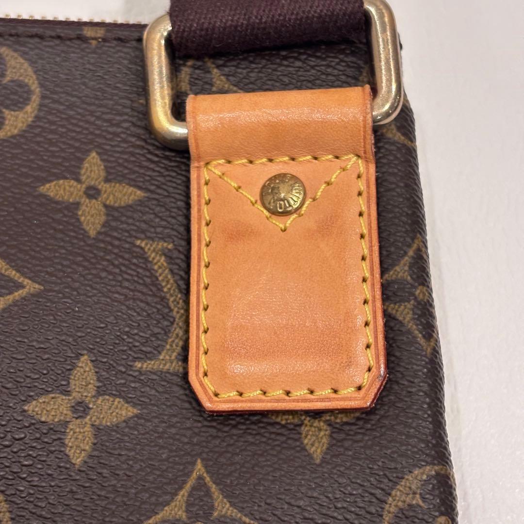 ルイ・ヴィトン　ポシェット・ヴァルミー　モノグラムキャンバス