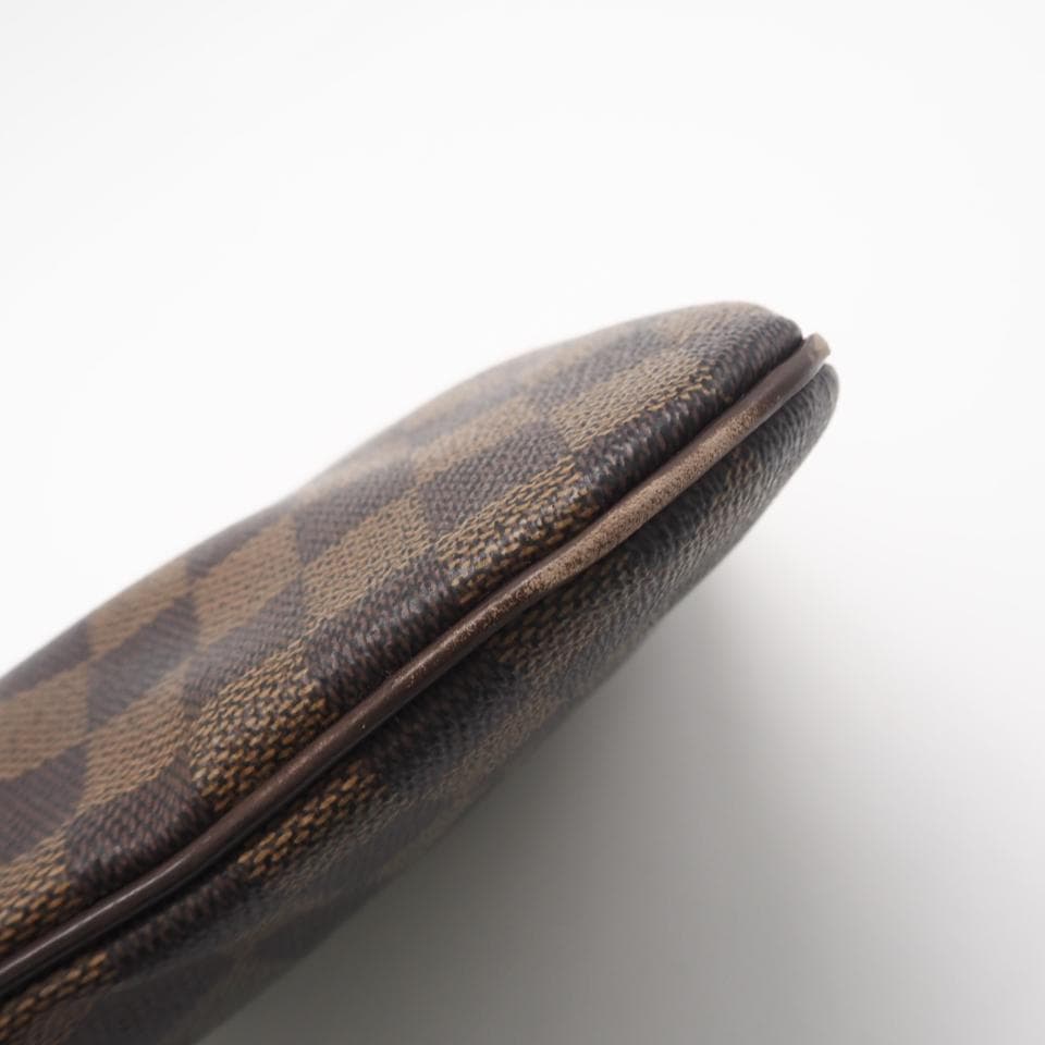 LOUIS VUITTON ショルダーバッグ ポシェット ボスフォール ブラウン