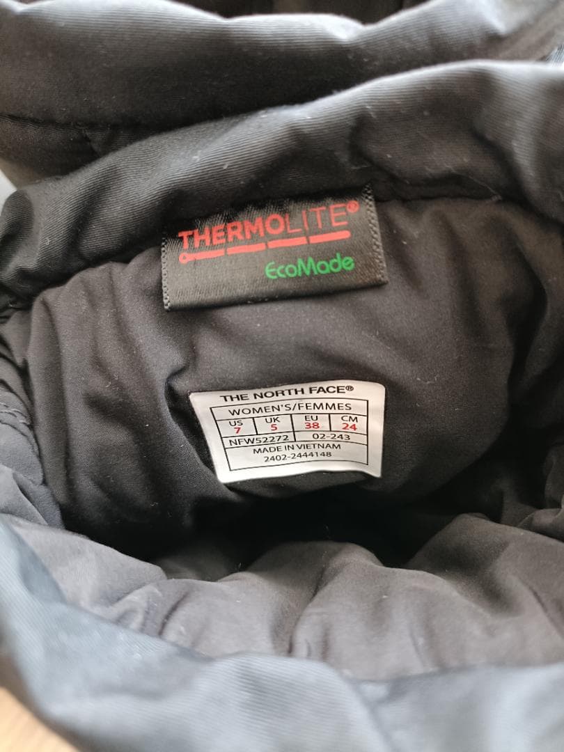 【美品】ノース・フェイス ヌプシ ブーティNFW52272 24cm（箱付き）