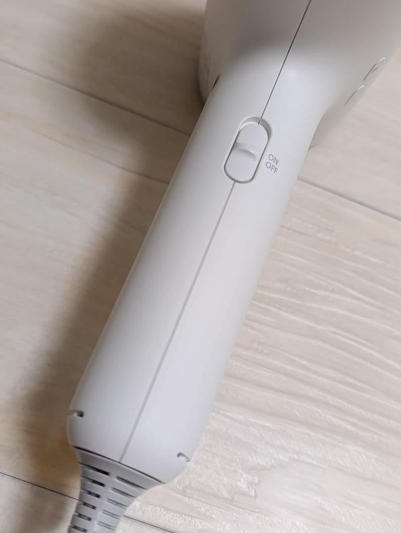 パナソニック ナノケア Panasonic EH-NA0J 22年製 WH 01