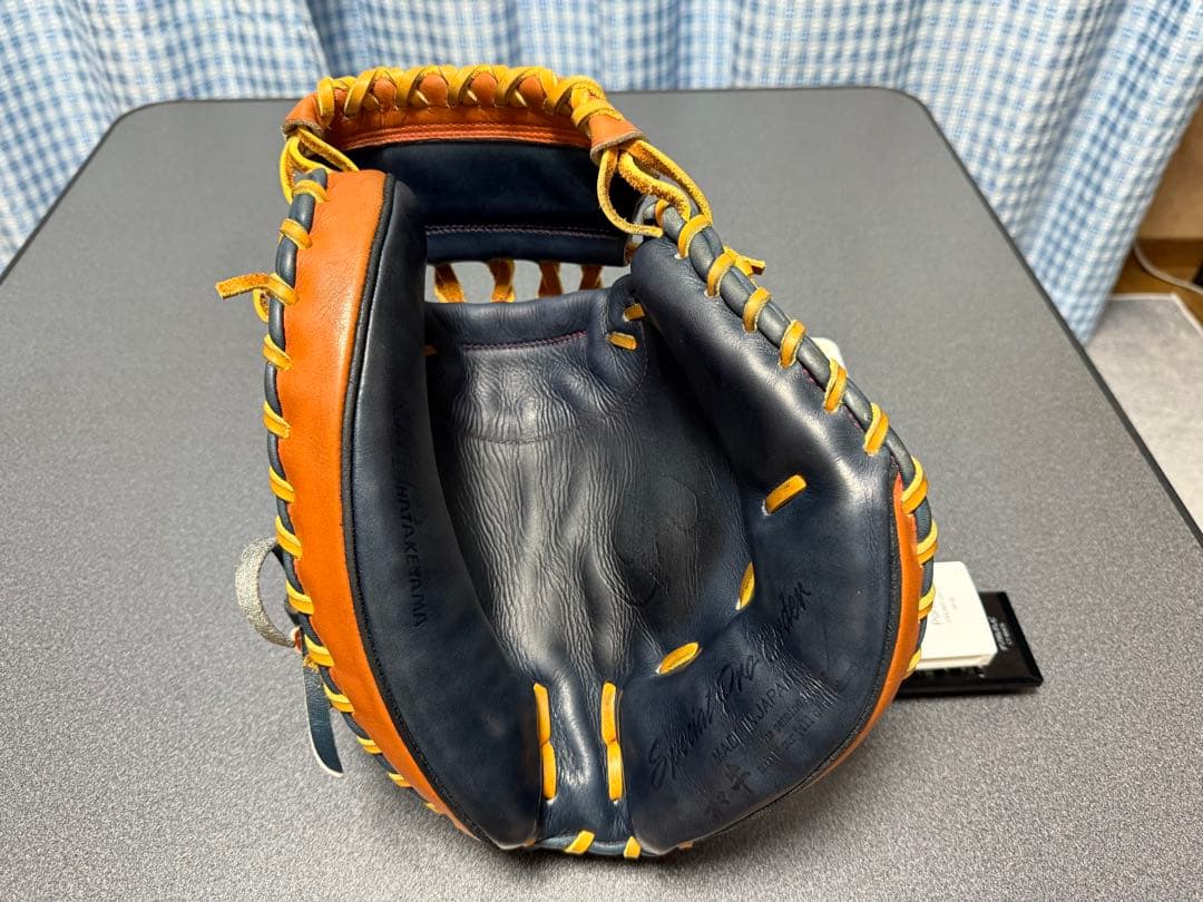 ハタケヤマ　硬式用キャッチャーミット　スペシャルプロオーダー　カラーオイル付