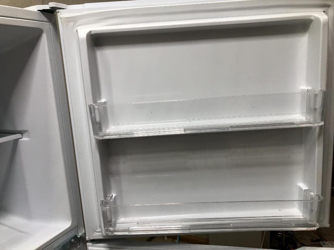 引取 ヤマダ電機 冷凍冷蔵庫 YRZ-F23H1 2022年製 75064-2-