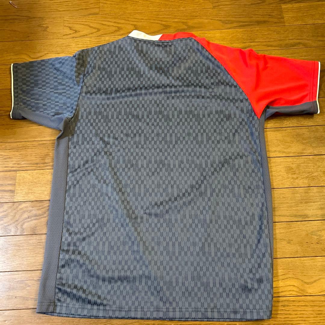 YONEX 半袖シャツ グレー/レッド チェック柄