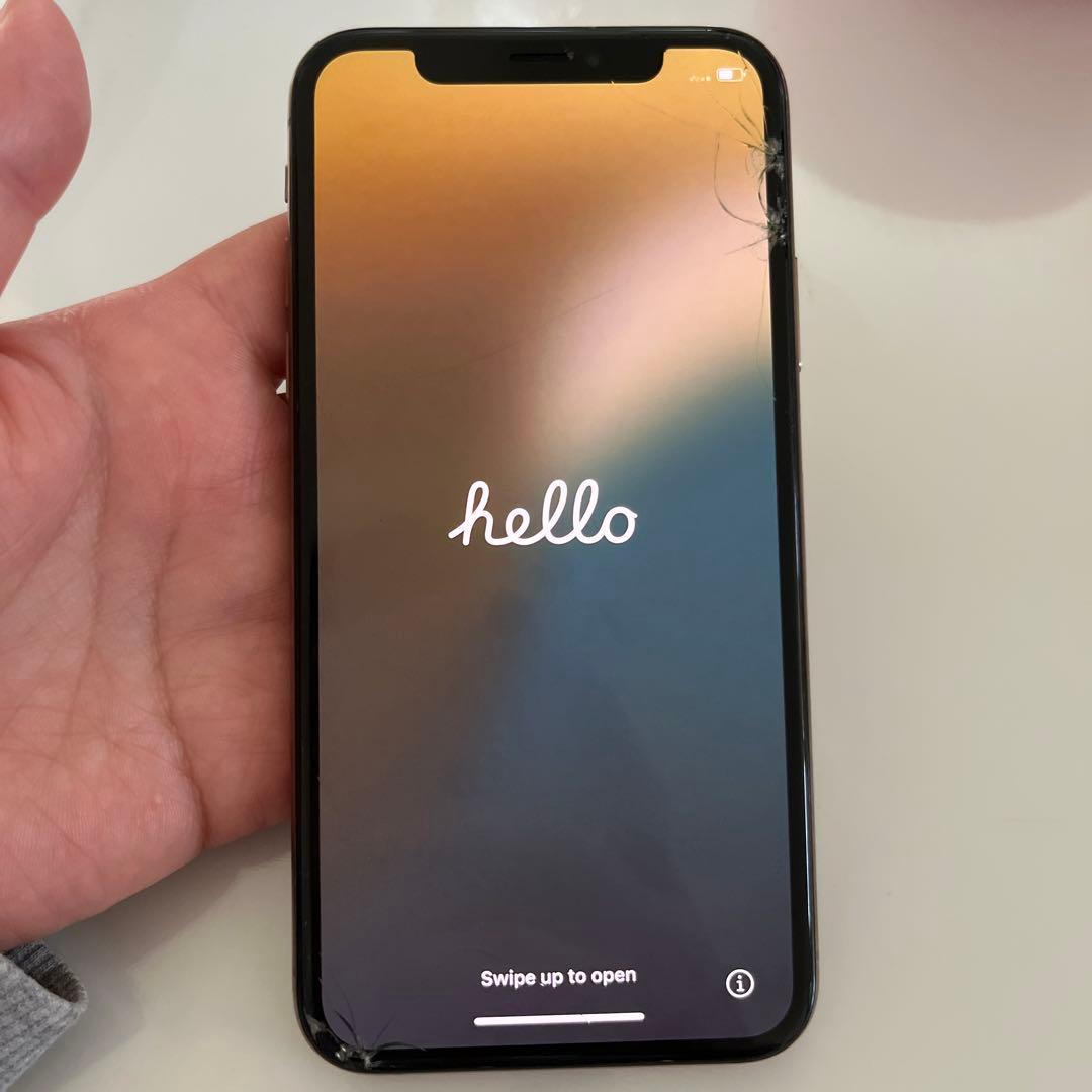 Apple iPhone Xs ゴールド 本体　64GB simフリー