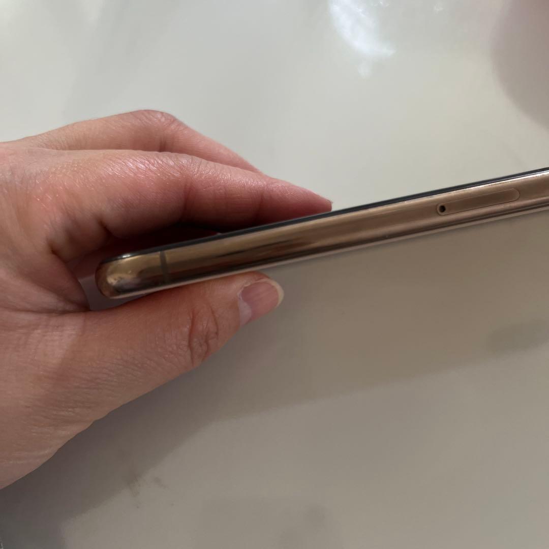 Apple iPhone Xs ゴールド 本体　64GB simフリー