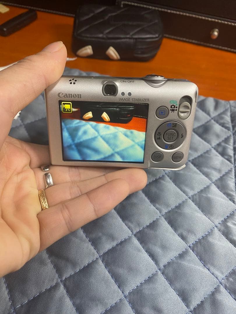 デジタルカメラ Canon IXY DIGITAL 110IS