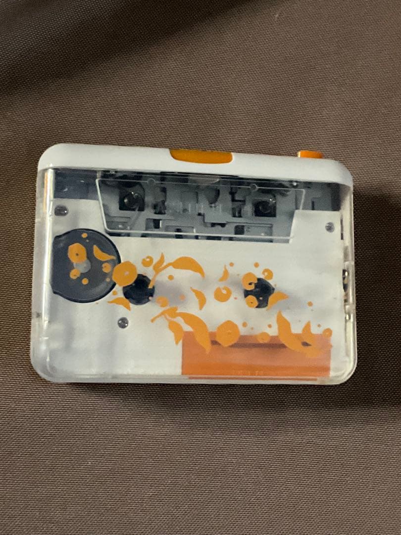 菅原圭さん　カセットプレーヤーとカセットテープセット