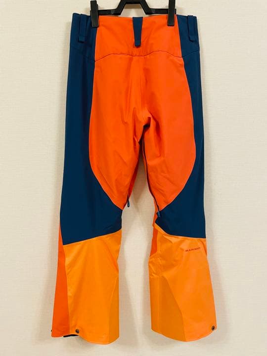 L ☆新品☆ マムート　スノーパンツ　スキーパンツ　レディース　スノーボード