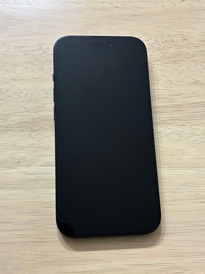 Apple iPhone 15 256GBブラック 本体 充電ケーブル付き