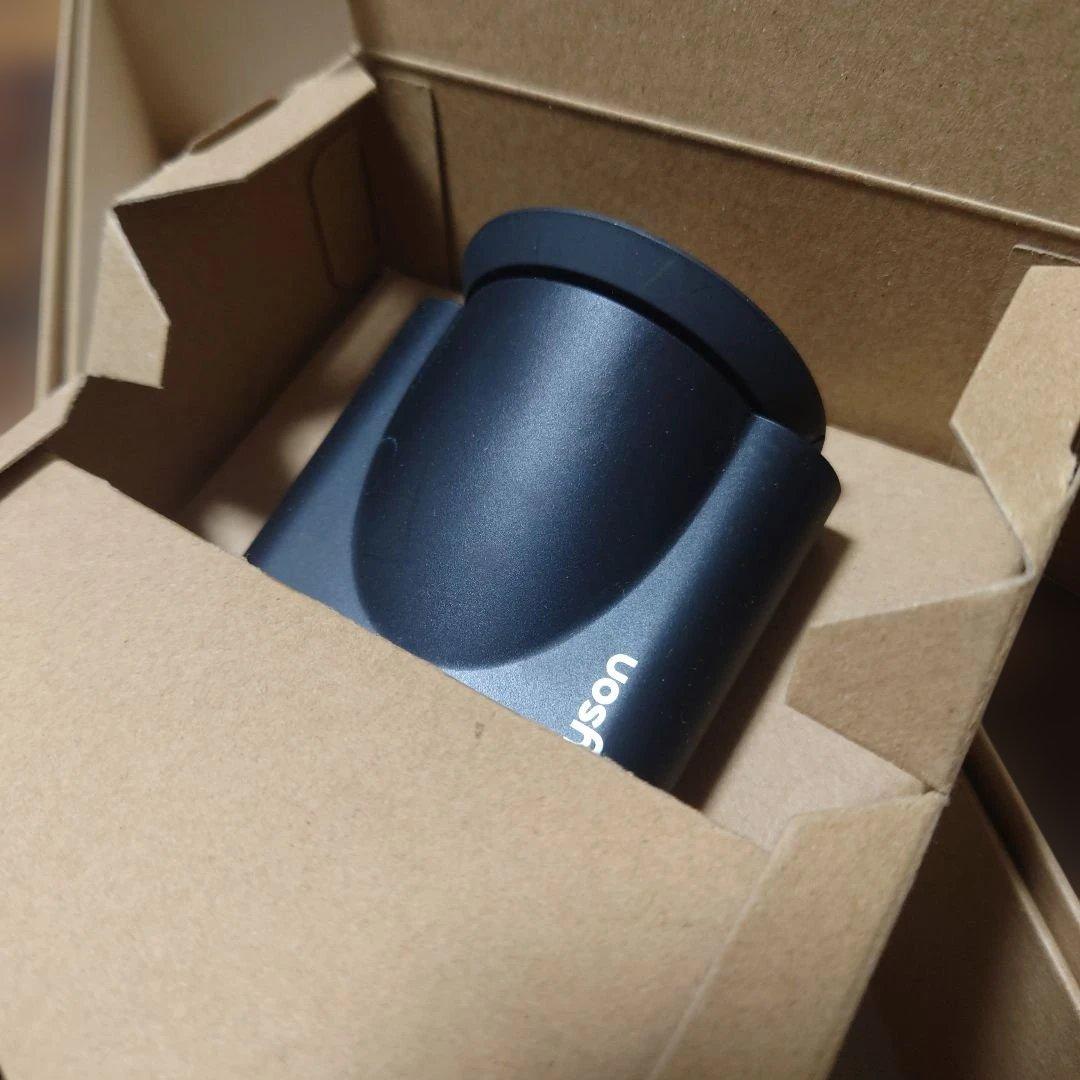 Dyson Supersonic HD08ヘアドライヤー ブラック