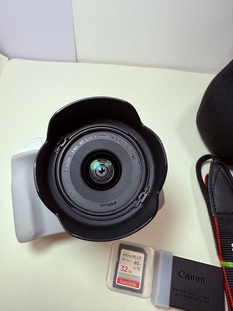 Canon EOS R50+レンズrf 18-45mm+sd card 32gb