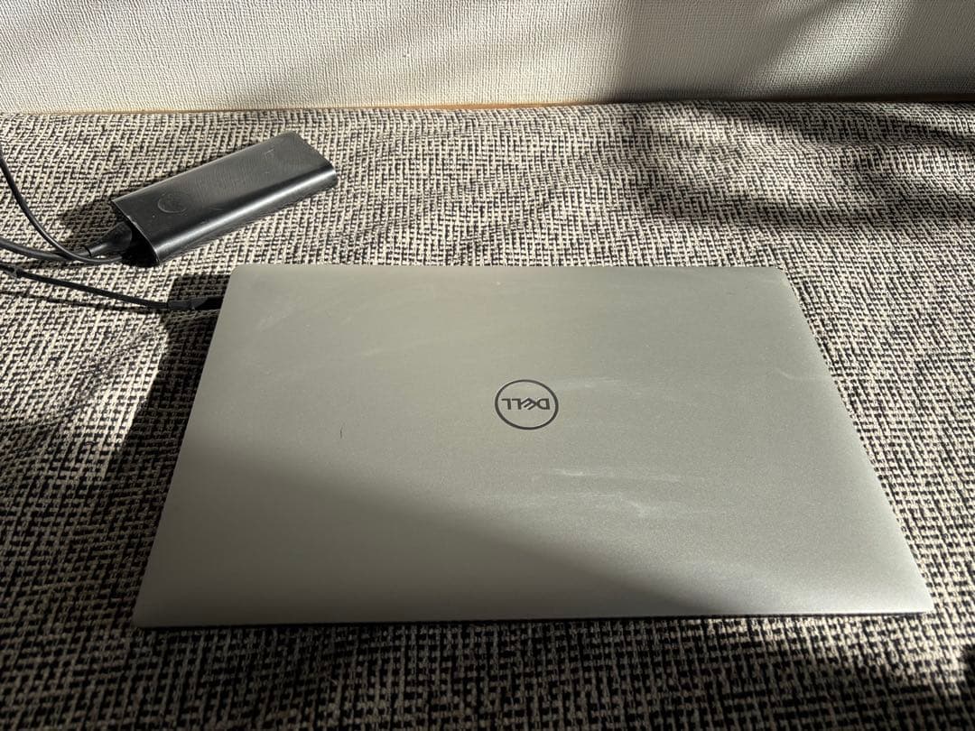 Dell XPS 15 ノートパソコン（米国購入品）