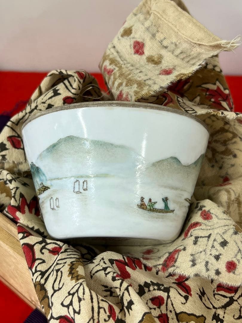 古美術• 手描粉彩山水人物水盂•【大清道光年製】在銘 • 時代物　XG55