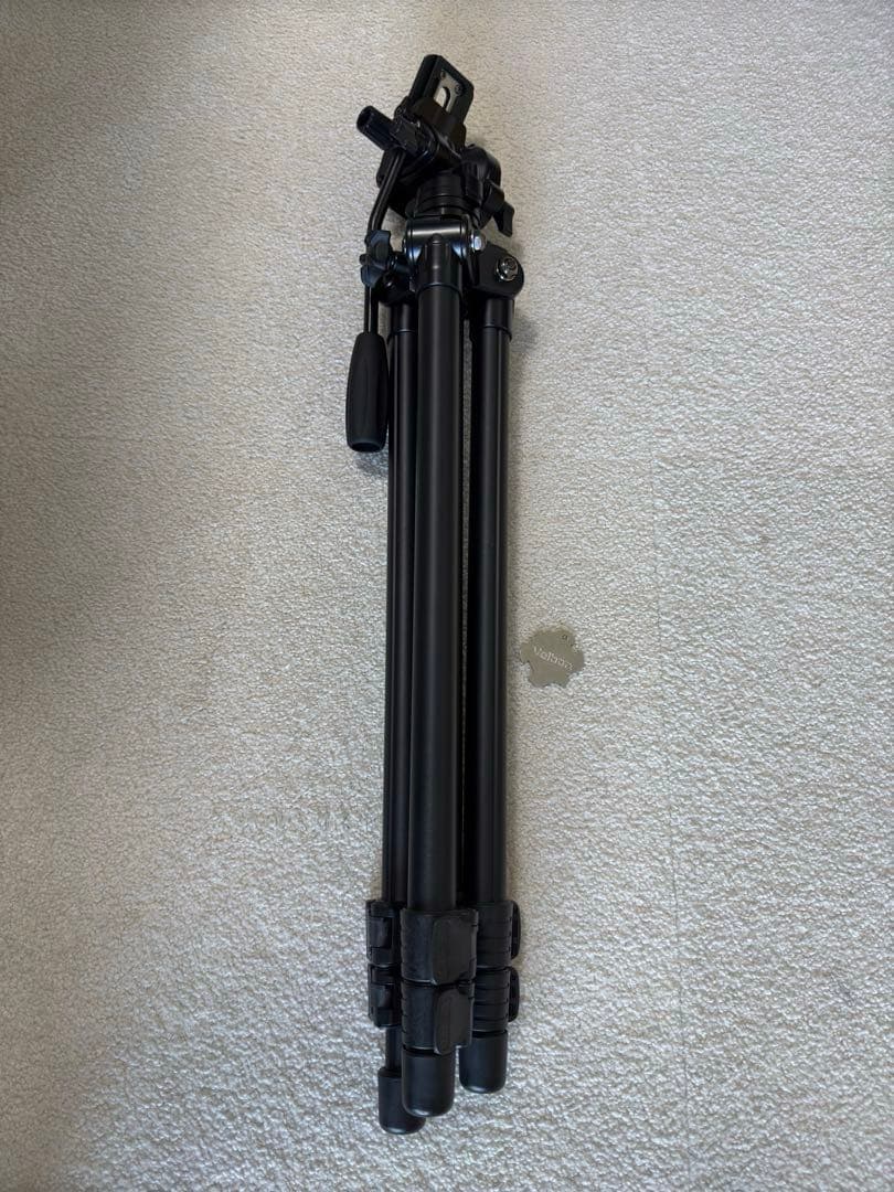 Sony FDR-AX45 ビデオカメラ 本体と三脚セット(破損部有)