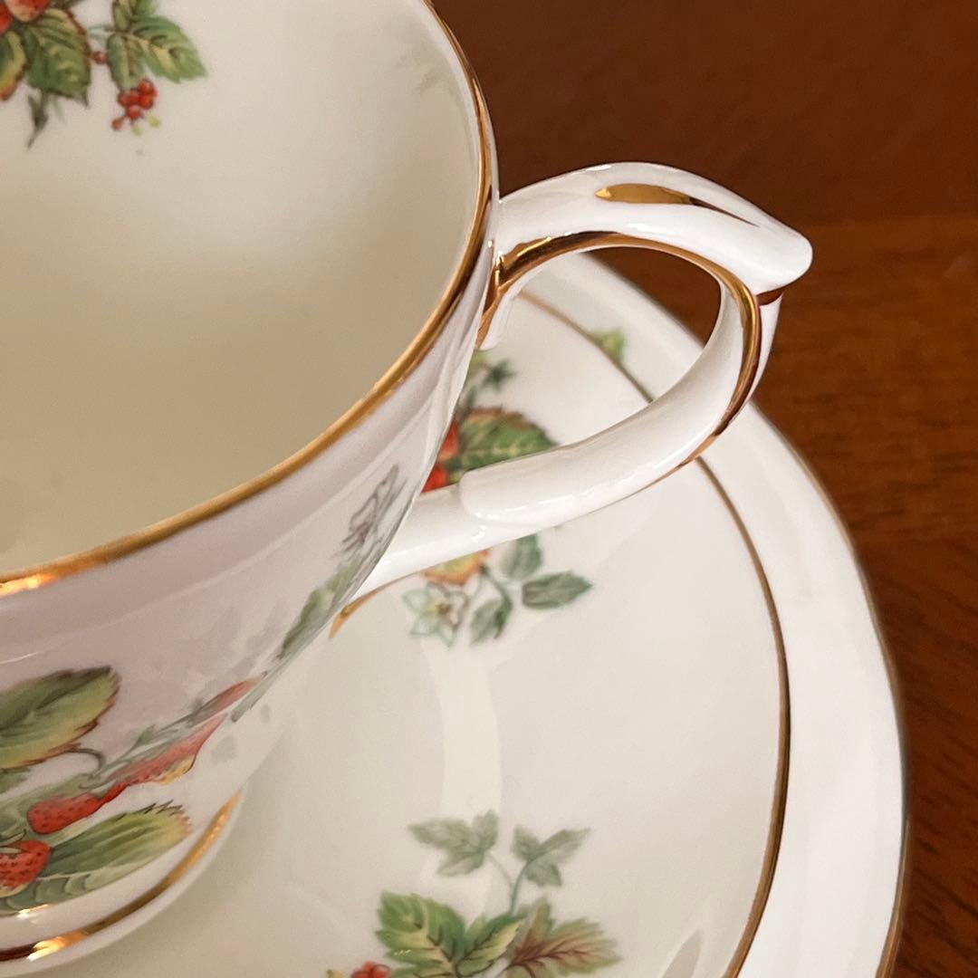 【英国ビンテージ】ダッチェス★ワイルドベリー★トリオ