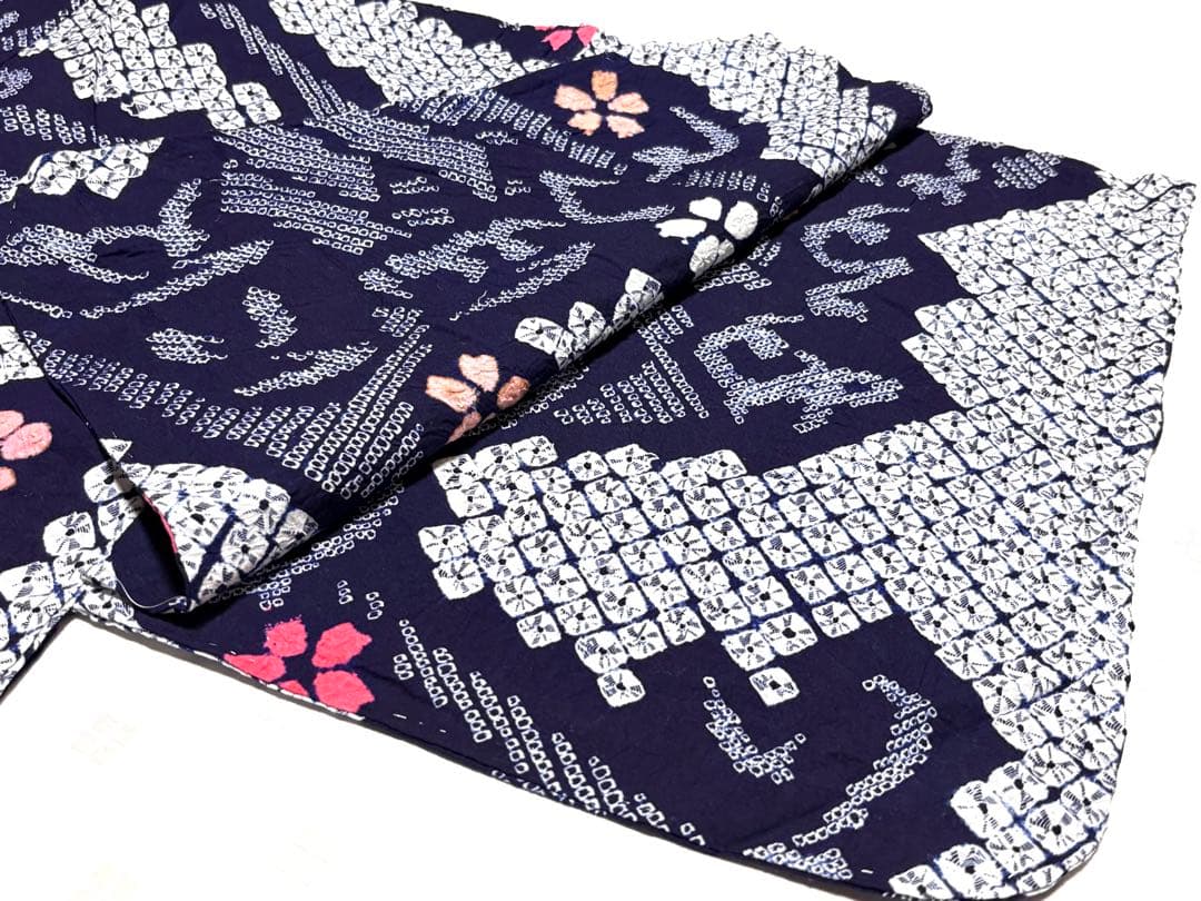 専用未使用品　和服　綿100% いろは歌模様　有松絞り　浴衣(袖仕付け糸)