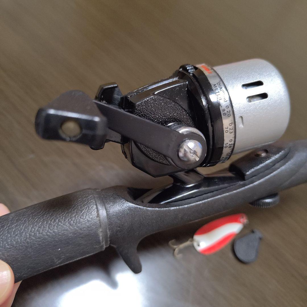 滑らか完動品50年程前昭和宝物釣具SINOX7001クローズドフェイスリールのみ