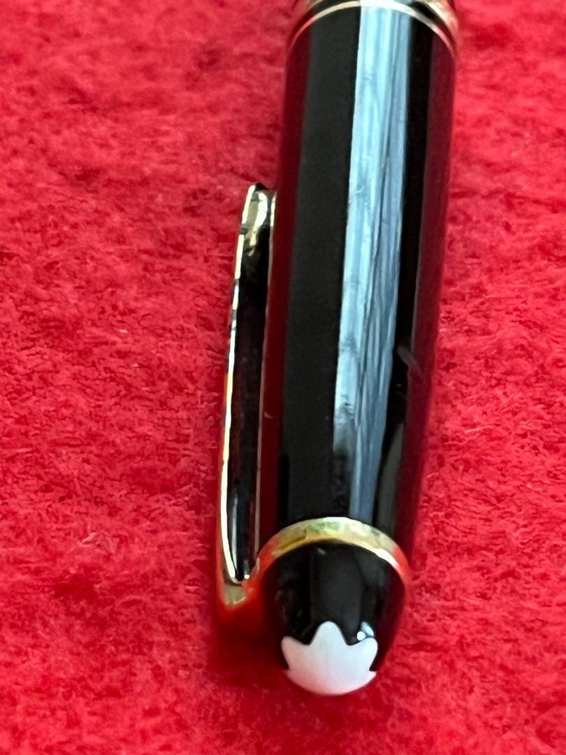 モンブランボールペン マイスターシュテュック 164 リフィル新品＋もう一本付‼️