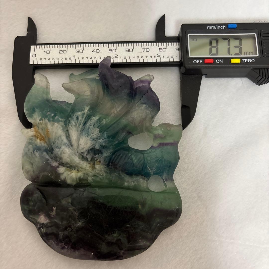 【天然石】フェザーフローライト　九尾　置物　美品 台座付き