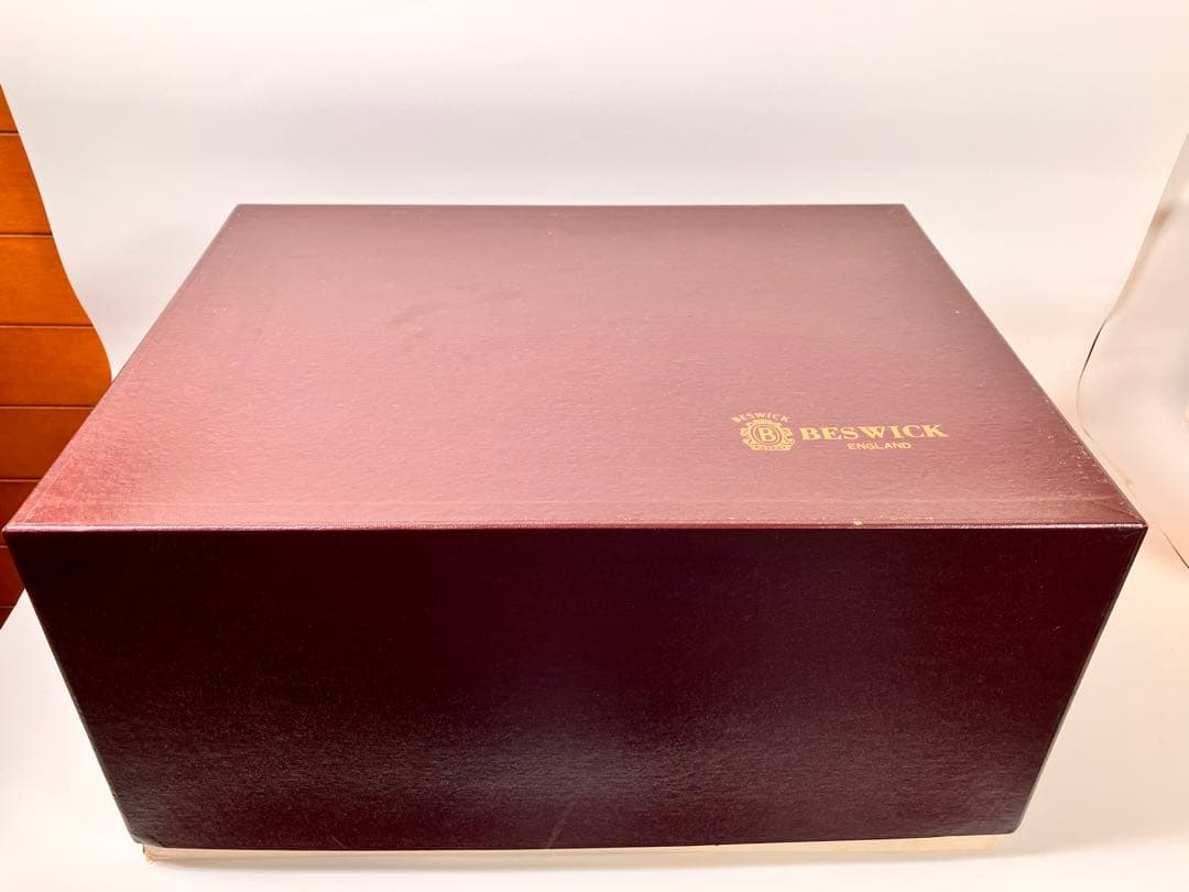 BESWICK 馬　置物