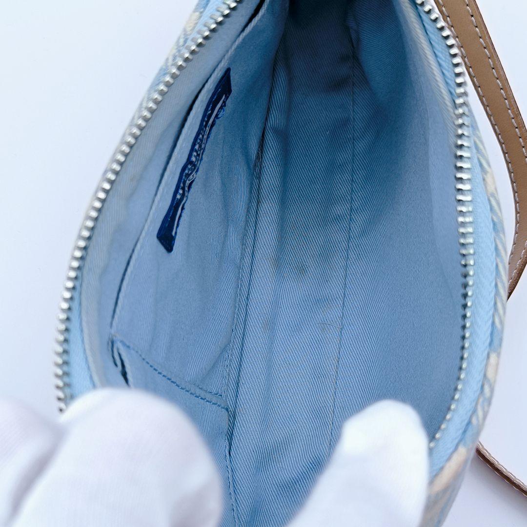 【美品】バーバリーブルーレーベル ワンショルダーバッグ ポーチ 斜め掛け 肩掛け