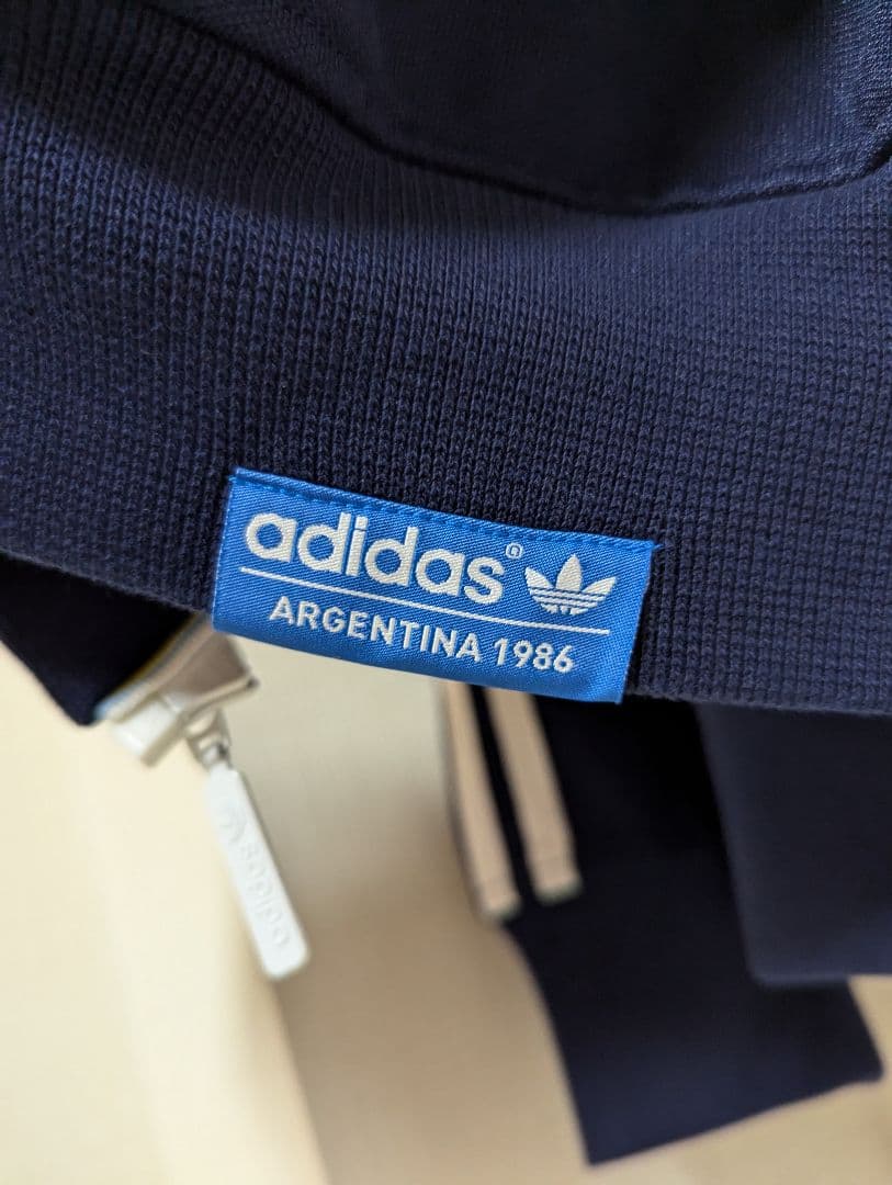 アディダス×FIFA アルゼンチン代表　トラックジャケット　ジャージ　Mサイズ
