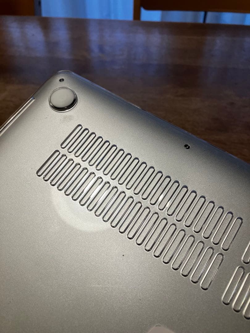 美品⭐︎MacBook Pro 2020 クリアカバー付