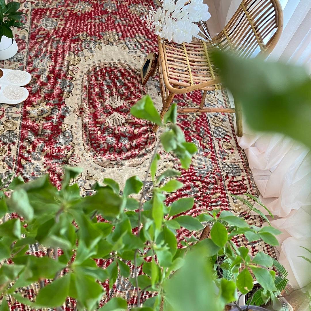 クラシカル柄✳︎114×210レッド　ブルーグレー　ローズ　トルコヴィンテージラグ