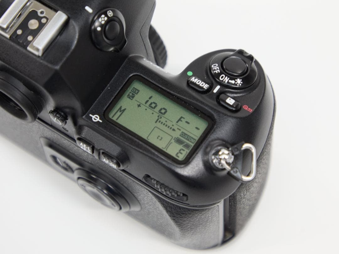 NIKON F１００ フィルムカメラ