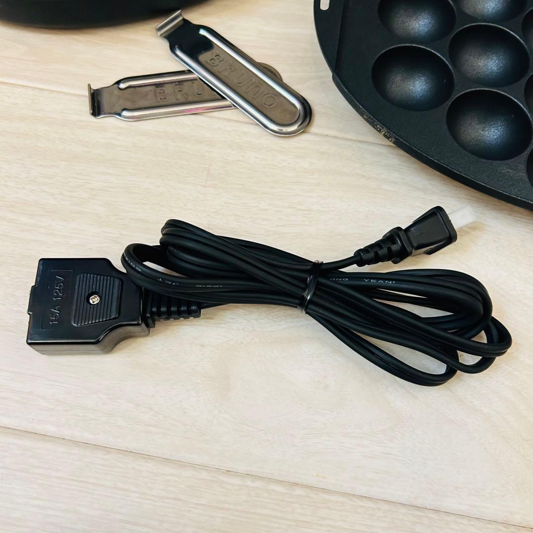 かりんママ様BRUNO　オーバルホットプレートBOE053　４種類のプレート、鍋