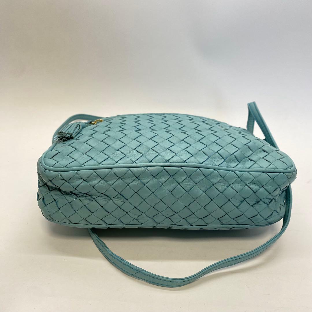 ボッテガヴェネタ ブルー ショルダーバッグ イントレチャート 水色