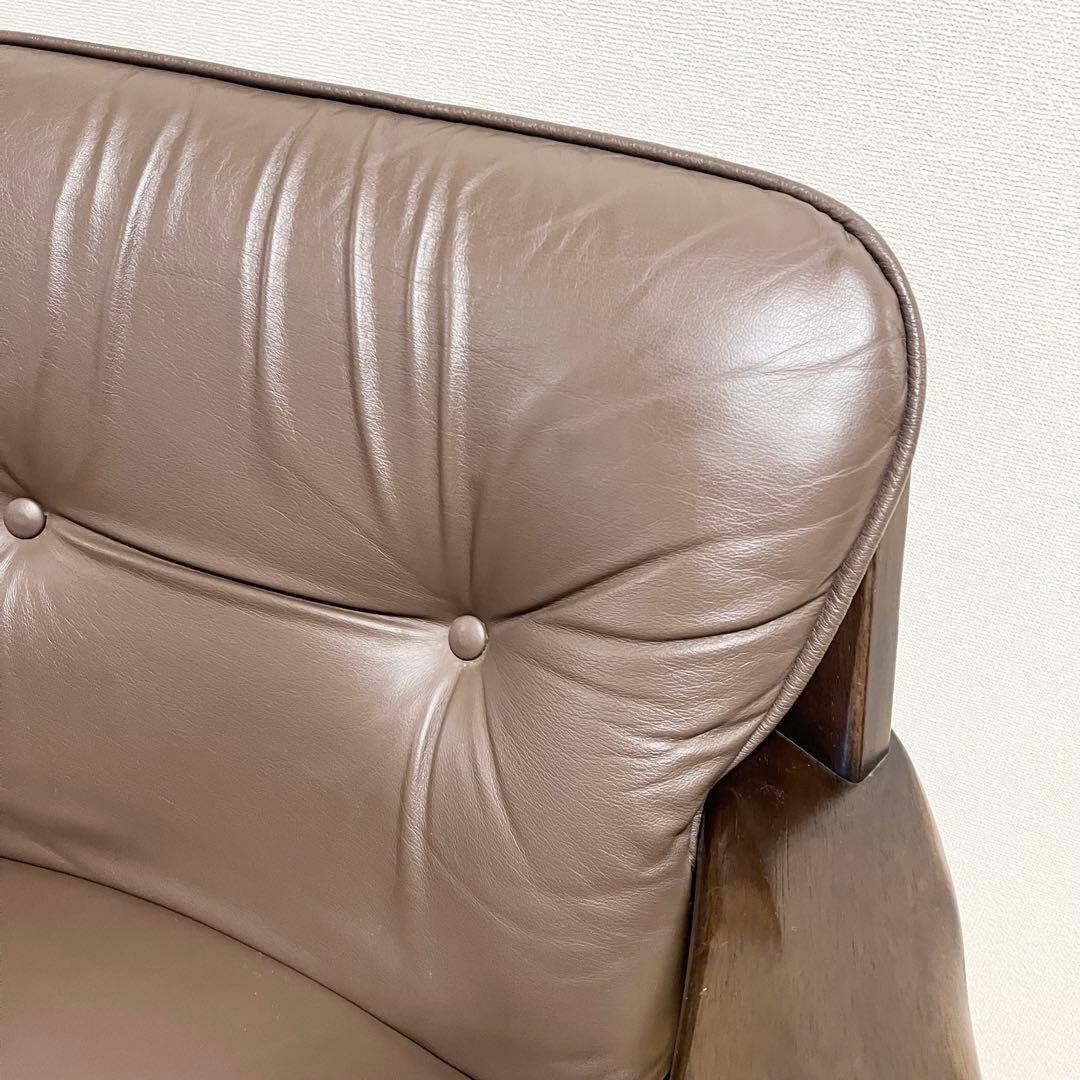 カリモク シングルソファ 1人掛け ヴィンテージ調 本革調 クラシックデザイン