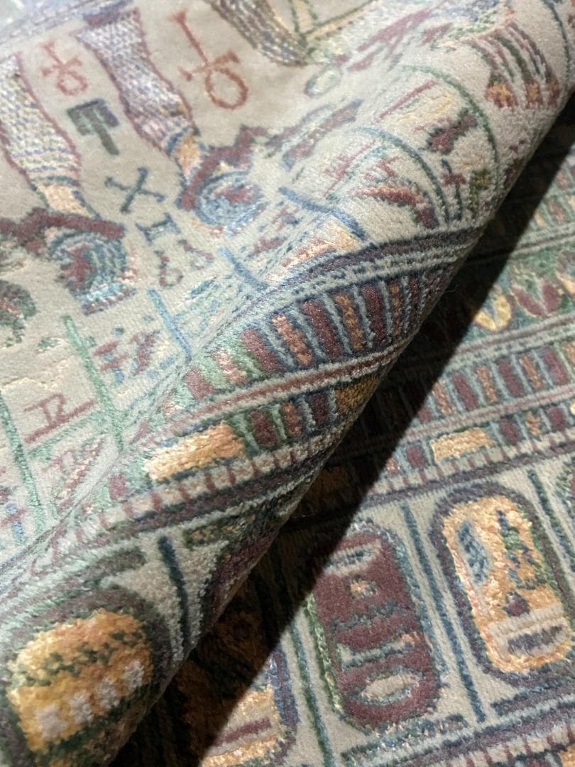 ✦エジプシャンラグ✦ 193cm×184cm　壁画ラグ 古代エジプト 大判ラグ