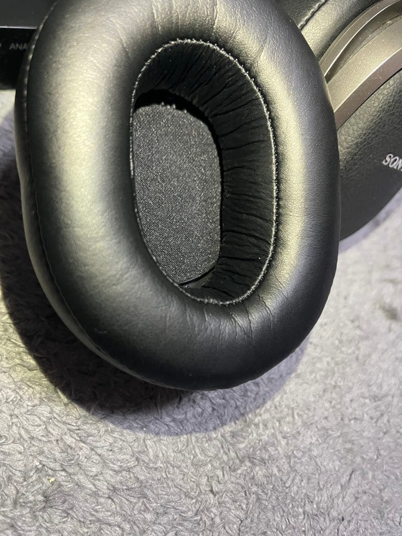 【極美品】SONY MDR-HW700DS ★イヤーパッドダメージ無し★ 除菌済