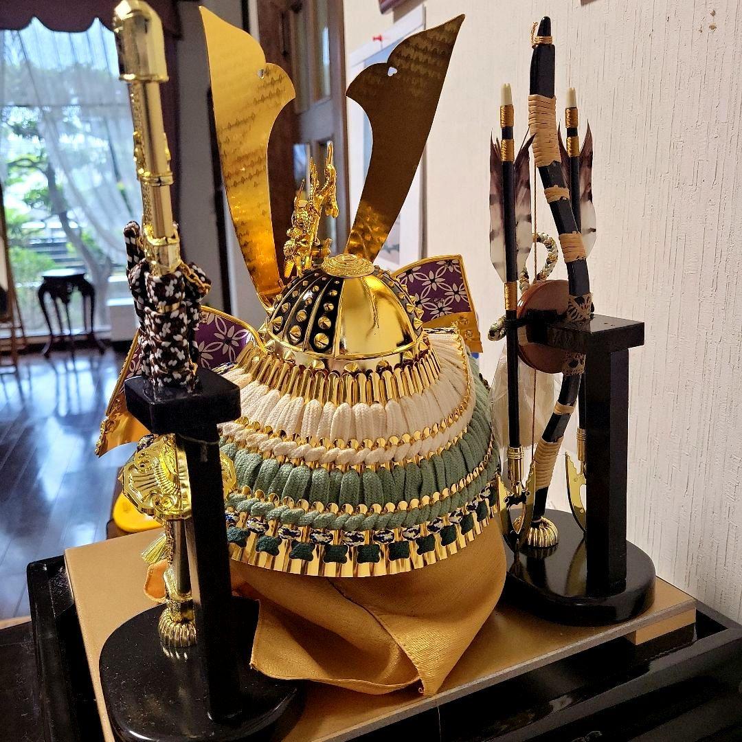 【徳川作 剛】 五月 かぶと (ガラスケース付き)