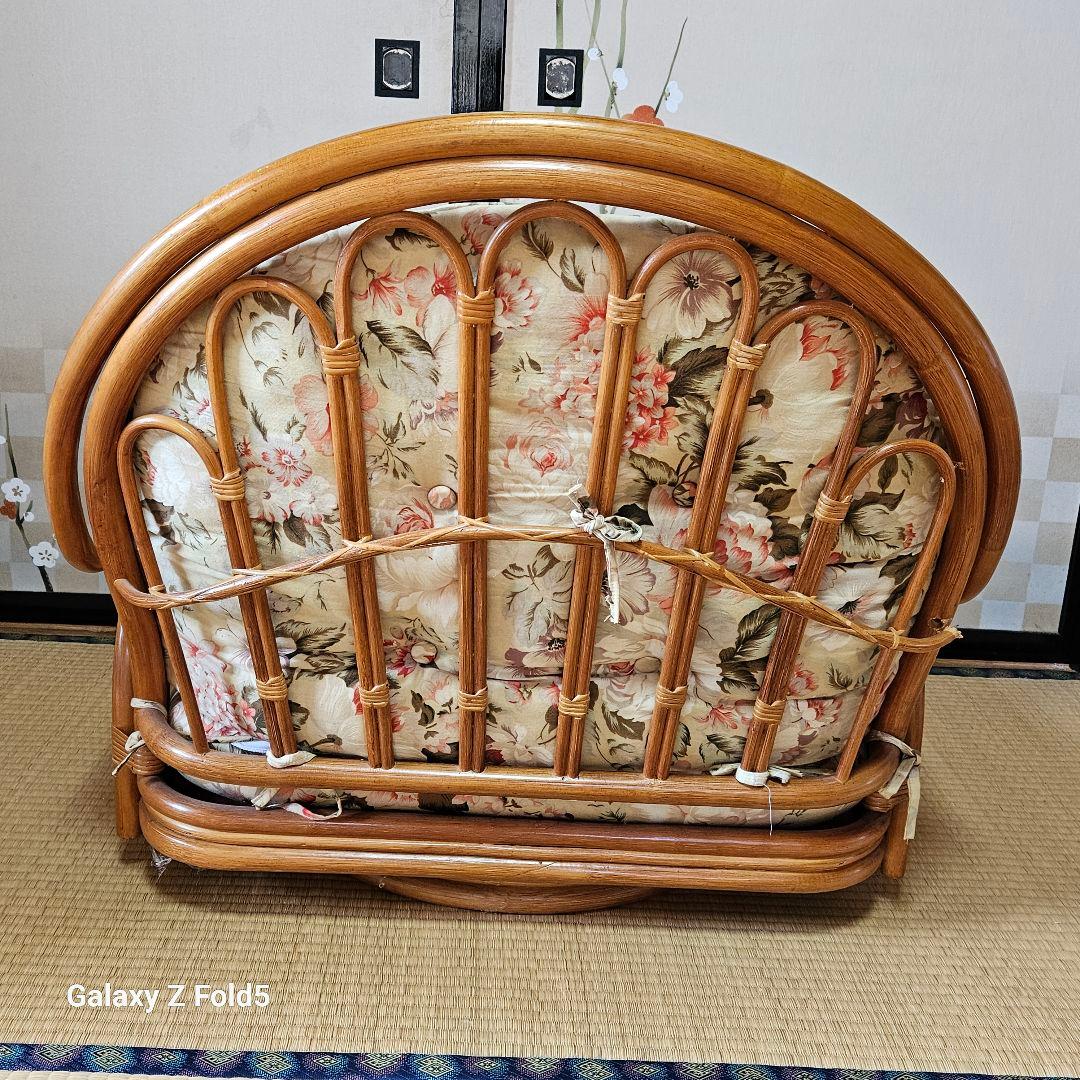 希少な超大型！ラタン３６０回転ローチェアー　早い者勝ち！！