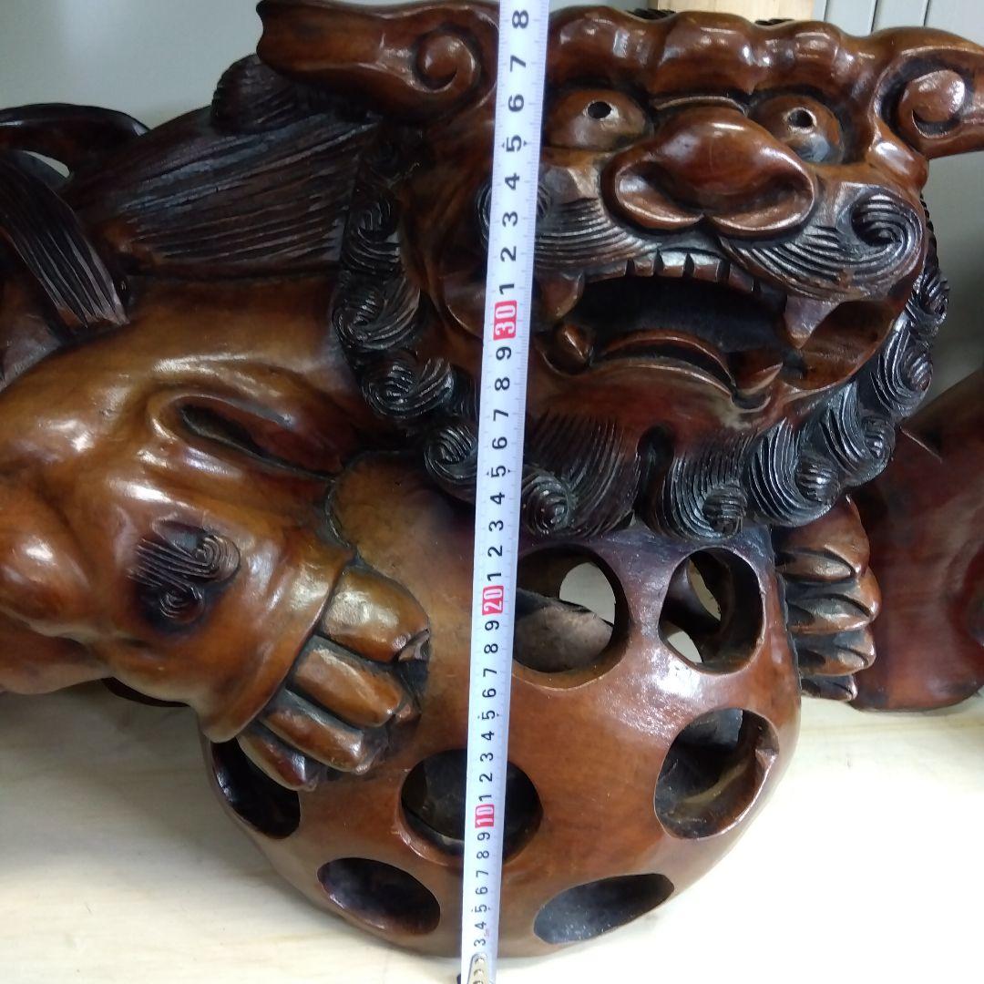 木製玉乗り獅子彫刻 　左玉乗り　②　厄除け