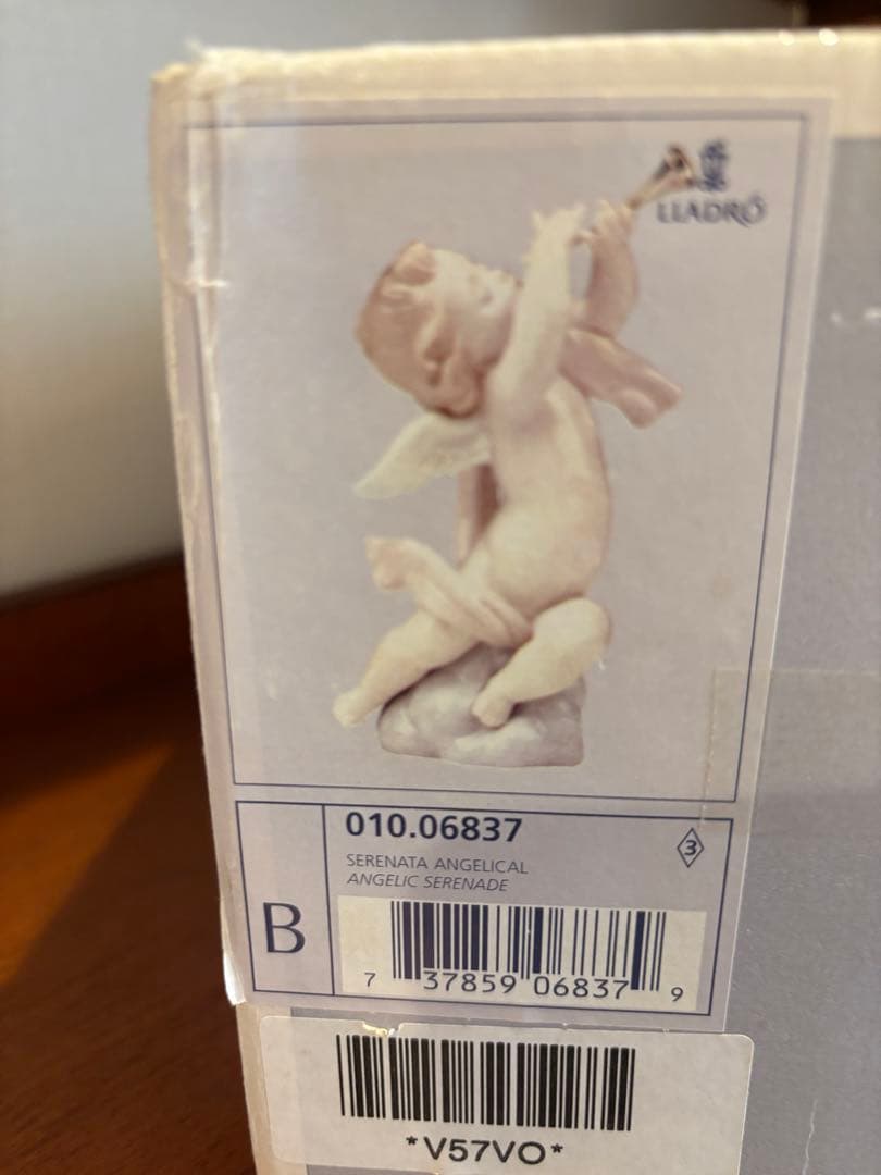 『絶版品』　リヤドロ　天使　天使像　専用箱付き　クリスマス　バレンタイン