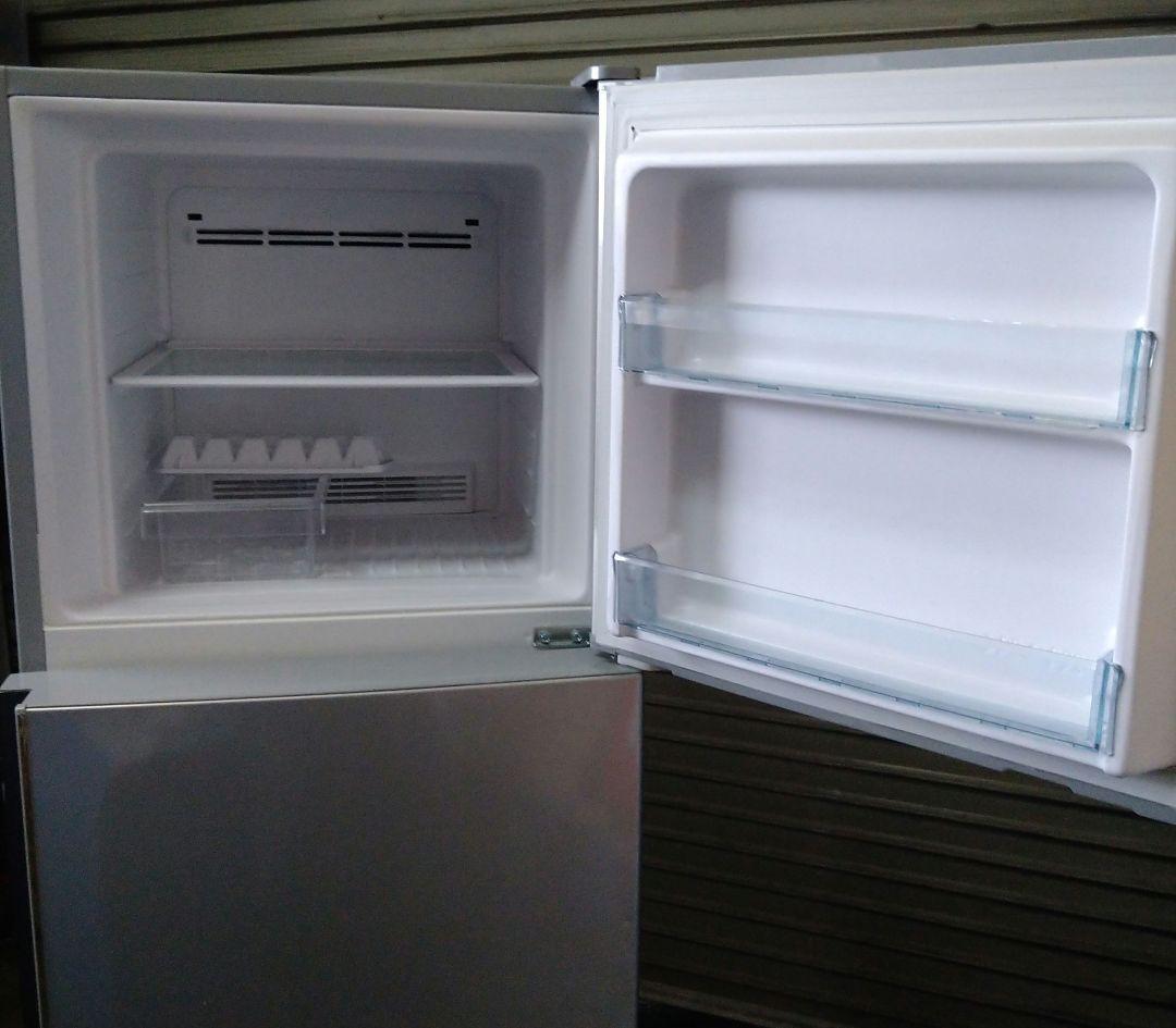 HITACHI 冷蔵庫 2ドア シルバー R-23JA 2019年製