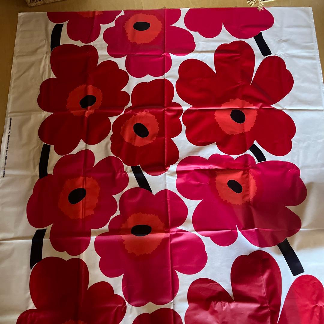 marimekko テーブルクロス　ウニッコ