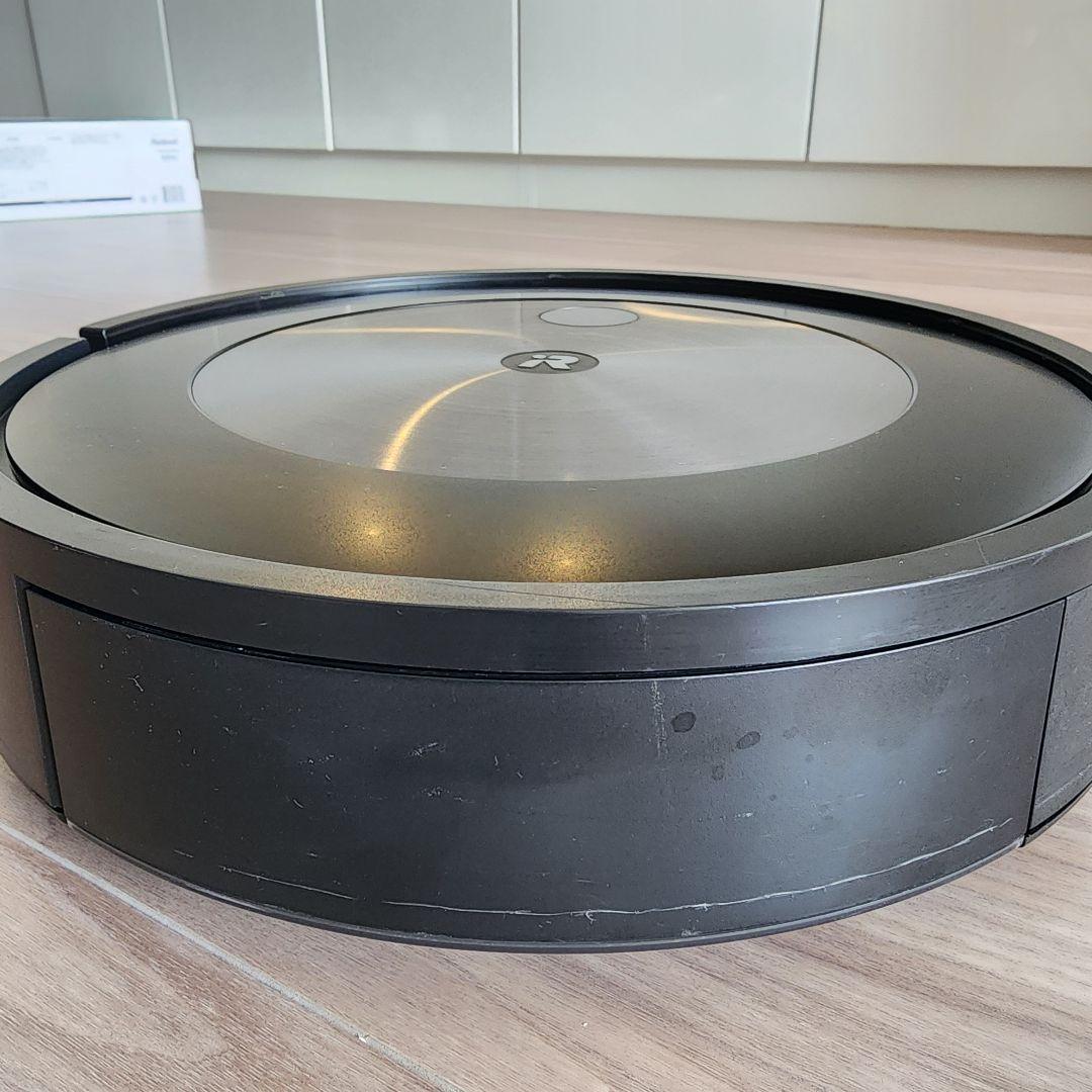 iRobot Roomba j7 ロボット掃除機本体