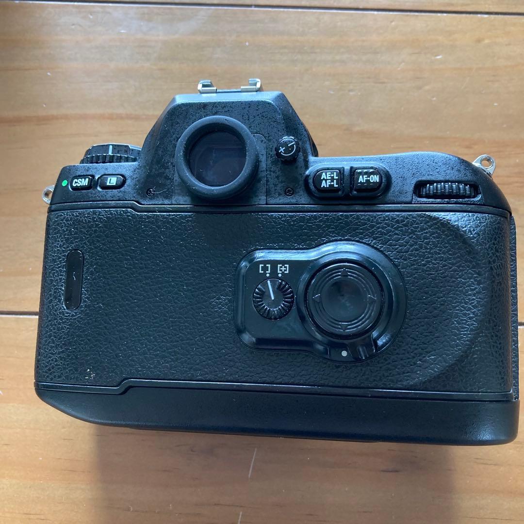レンズなし、本体のみNIKON F100 フィルムカメラ