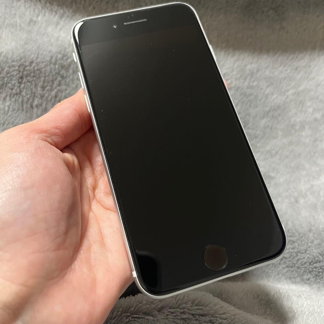 iPhoneSE 第2世代 ホワイト 64GB 本体