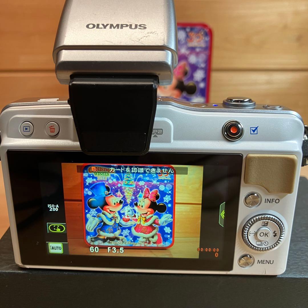 OLYMPUSオリンパス PEN mini E-PM2 ホワイト ミラーレス一眼