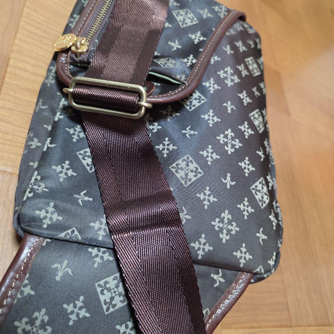 russet ボディバッグ　ウエストポーチ