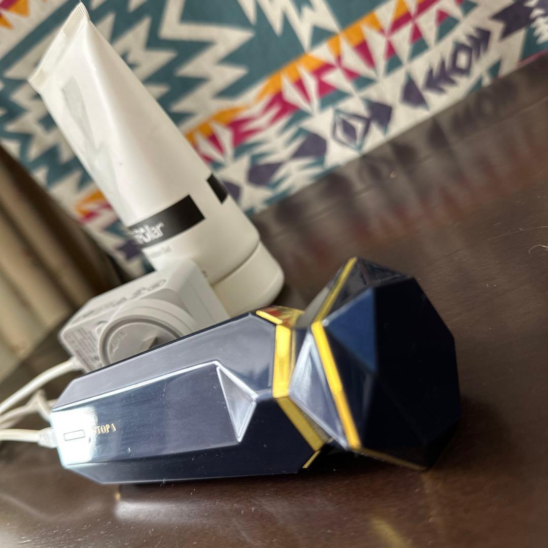 tripollar　STOP V　RF家庭用美顔器　専用ジェル一本つけます！お得