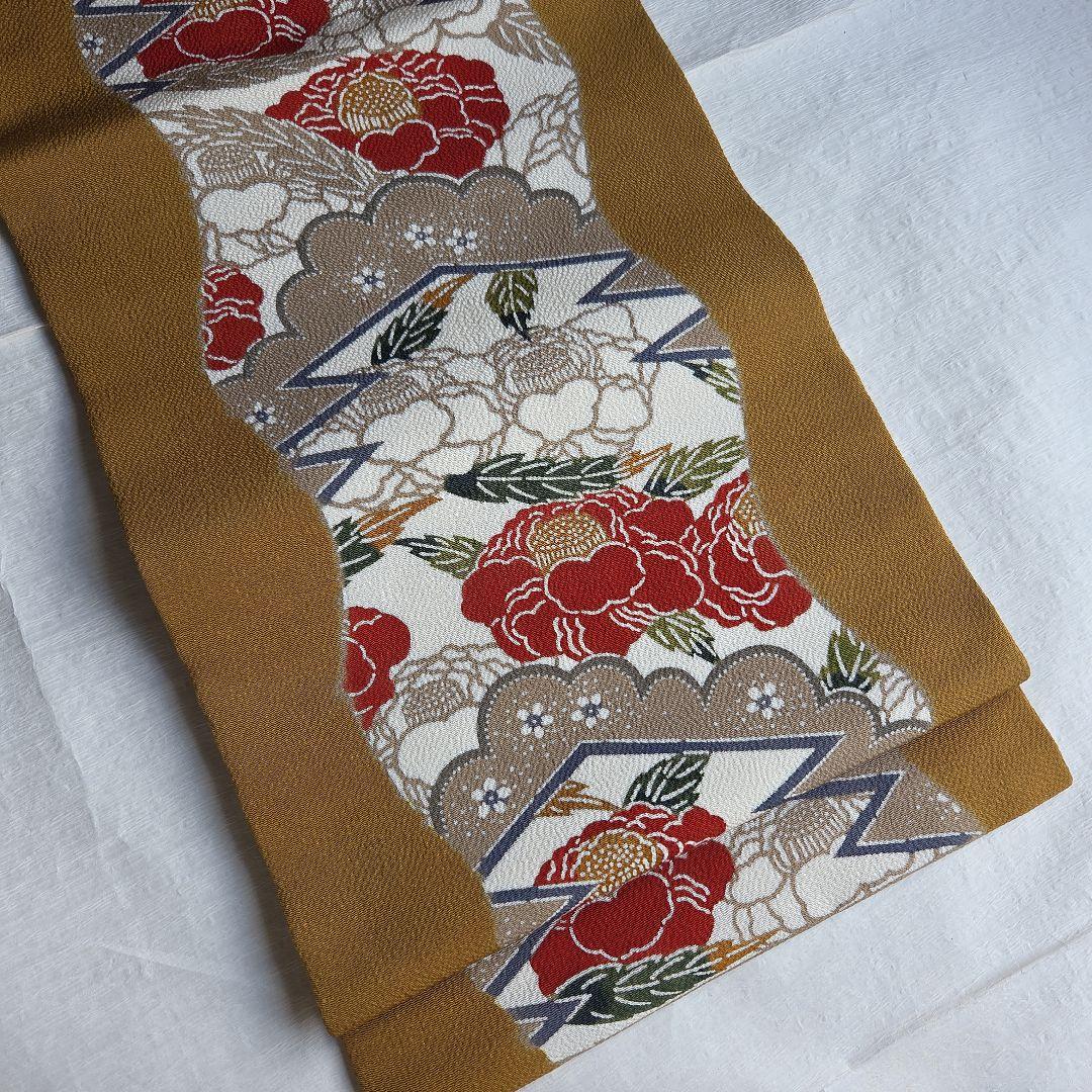 松皮菱と椿柄　栗山吉三郎　和染紅型名古屋帯