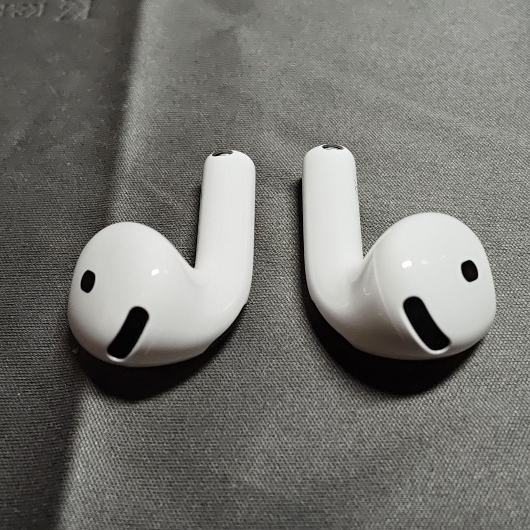 11/30購入 美品 Apple AirPods 4 (ANC) 本体 おまけ付