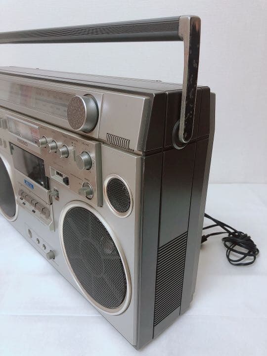 日立 TRK-8600RM FM/AM パディスコ ラジオカセットレコーダー
