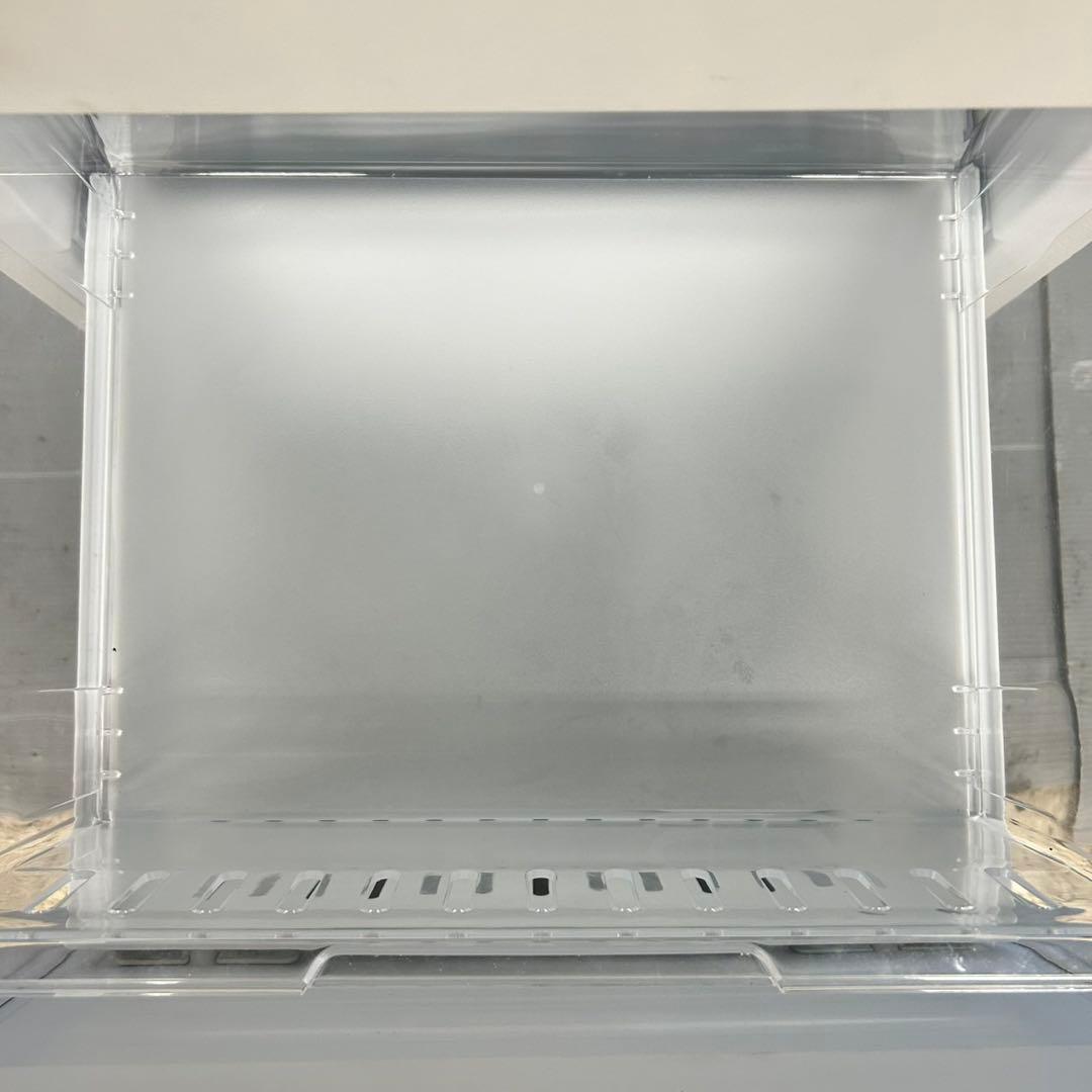 536 極美品　マッドデザイン　冷蔵庫　大きめ　200L弱　大人気モデル